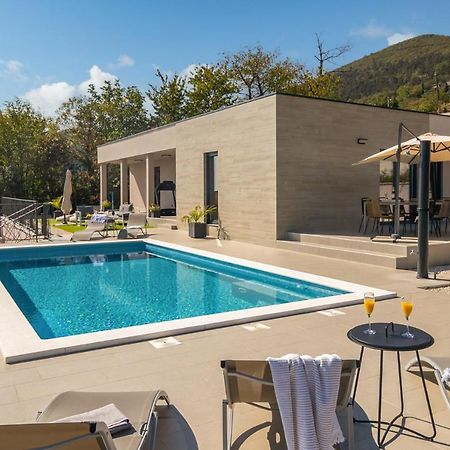 Villa Castanea Опатия Екстериор снимка