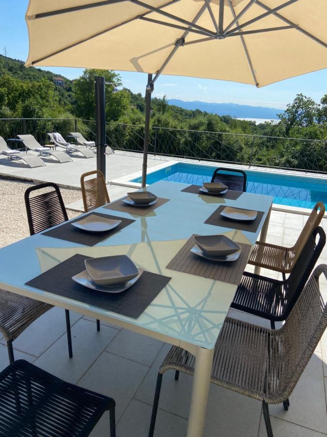 Villa Castanea Опатия Екстериор снимка